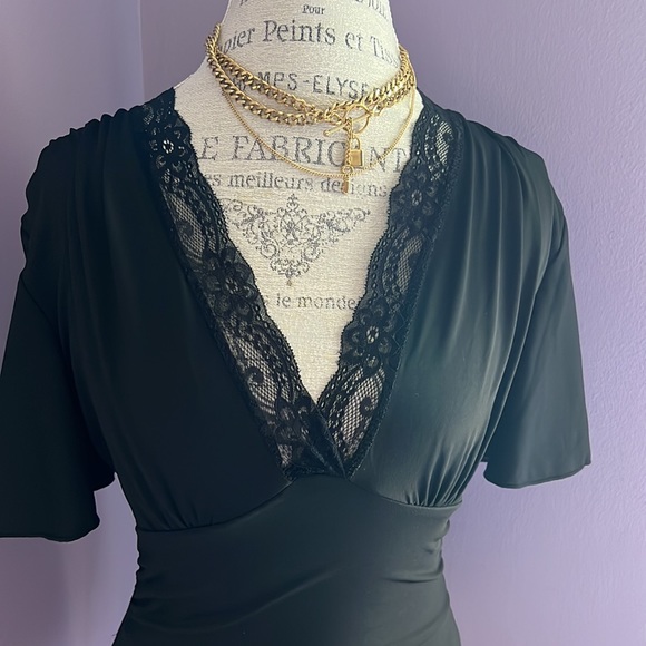 Black lace bodysuit - Picture 3 of 3